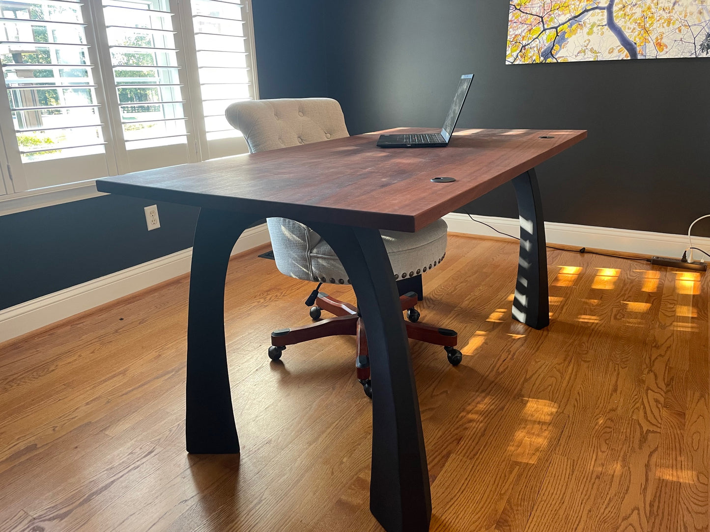 arches + mahogany : desk